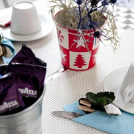 Al Volo Nocleg ze śniadaniem 3*